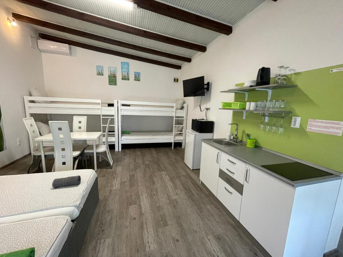 Tutti Apartman Balatonlelle Exterior photo